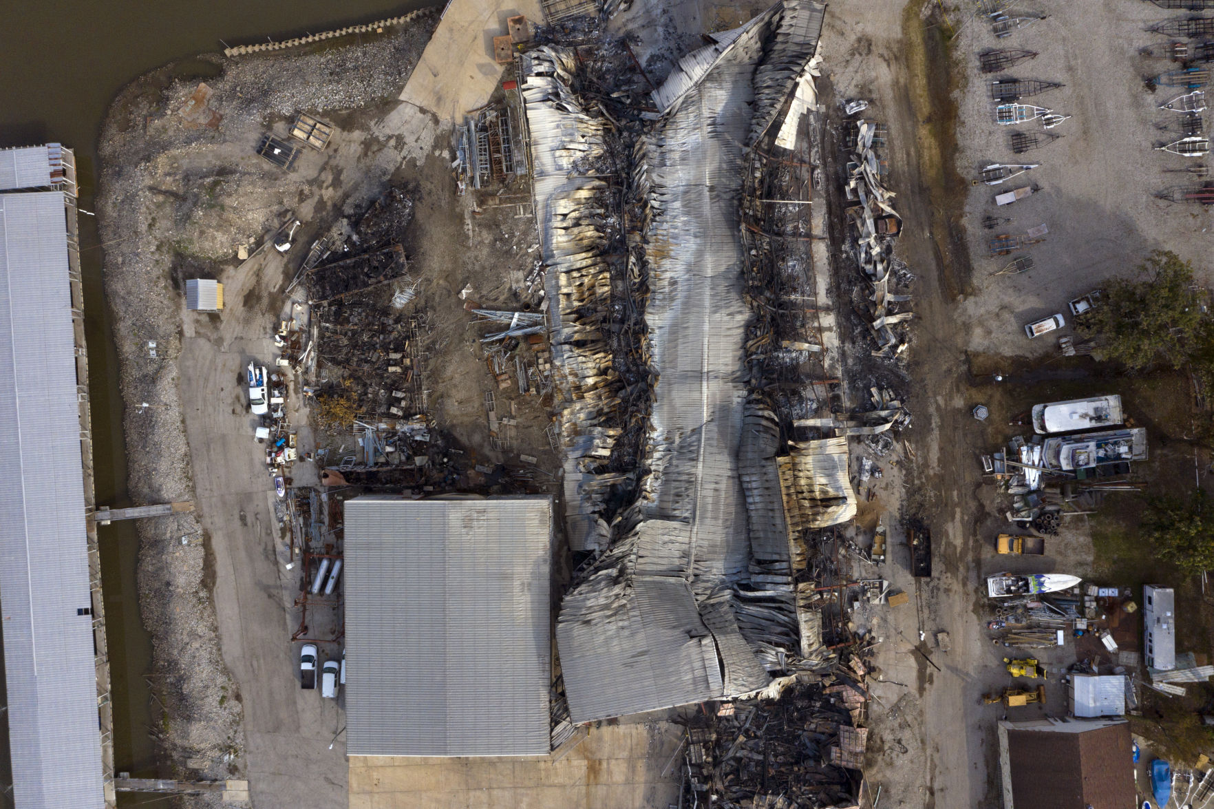 Woodland Marina boat storage destoryed by fire
